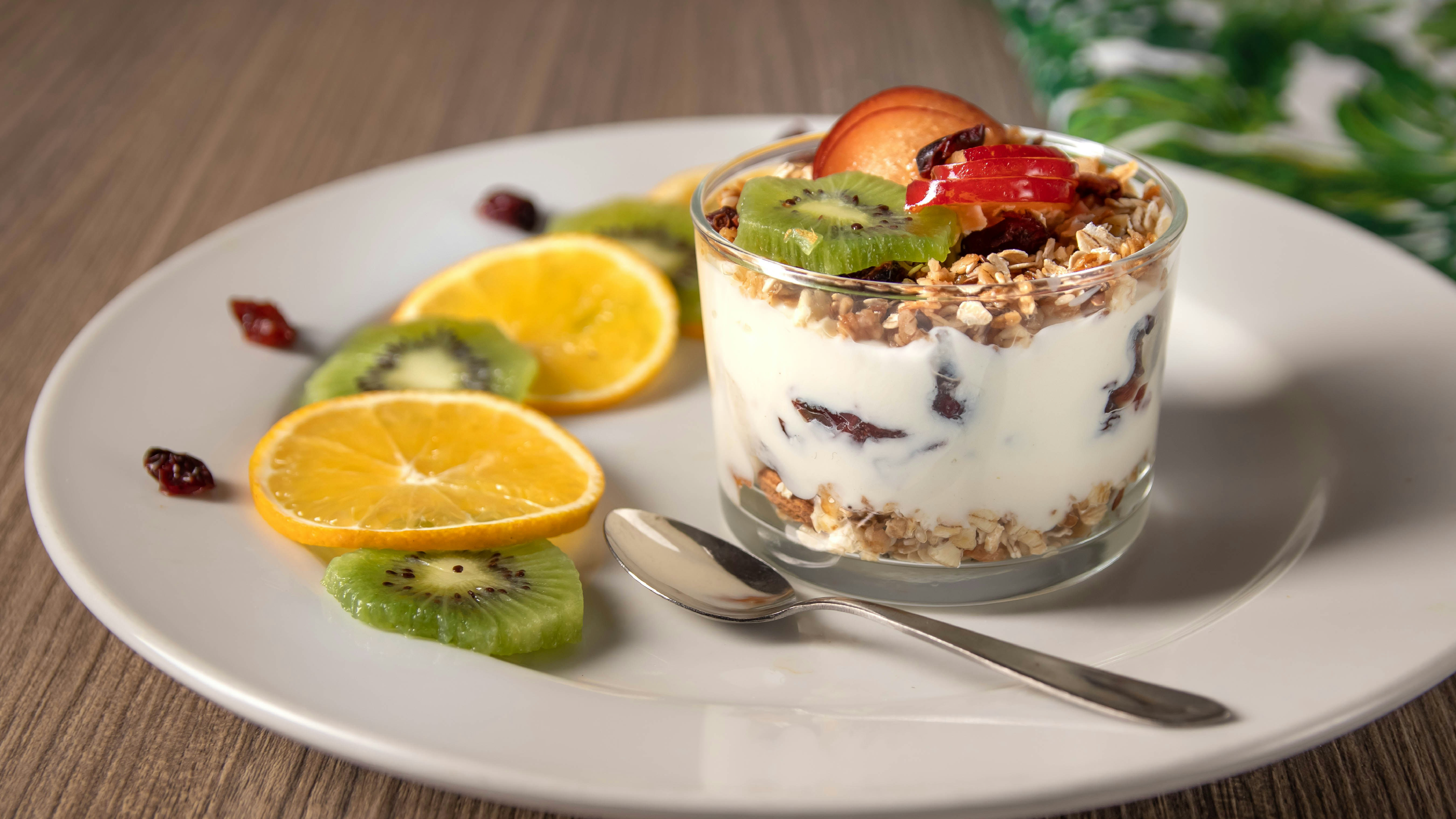 What Happens to Your Body When You Eat Granola Every Day