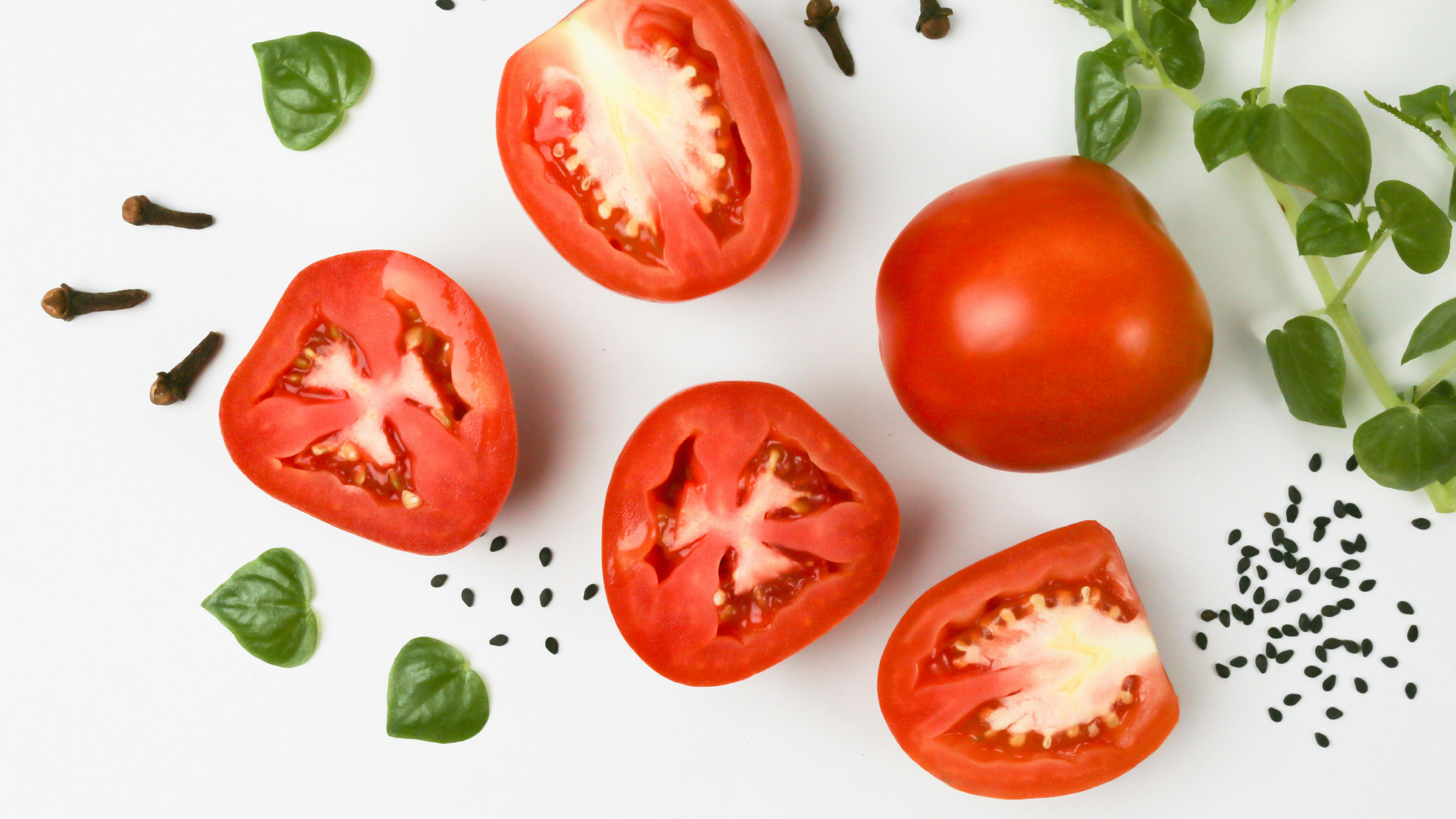 What Happens to Your Body When You Eat Tomato Regularly