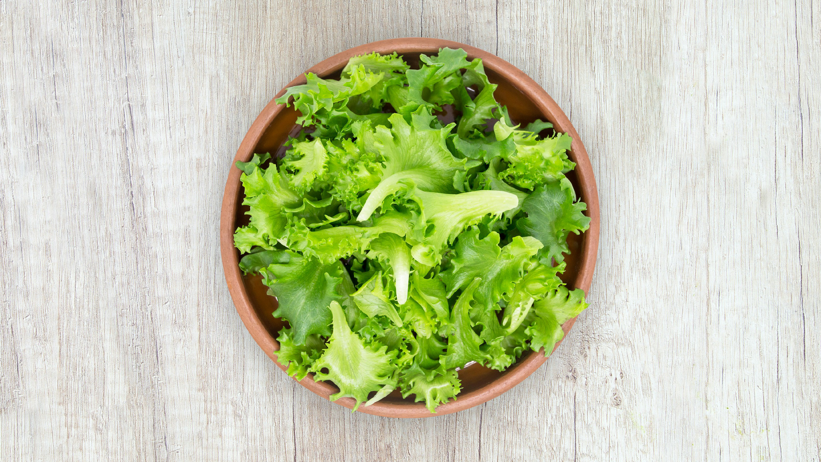 What Happens to Your Body When You Eat Lettuce Regularly