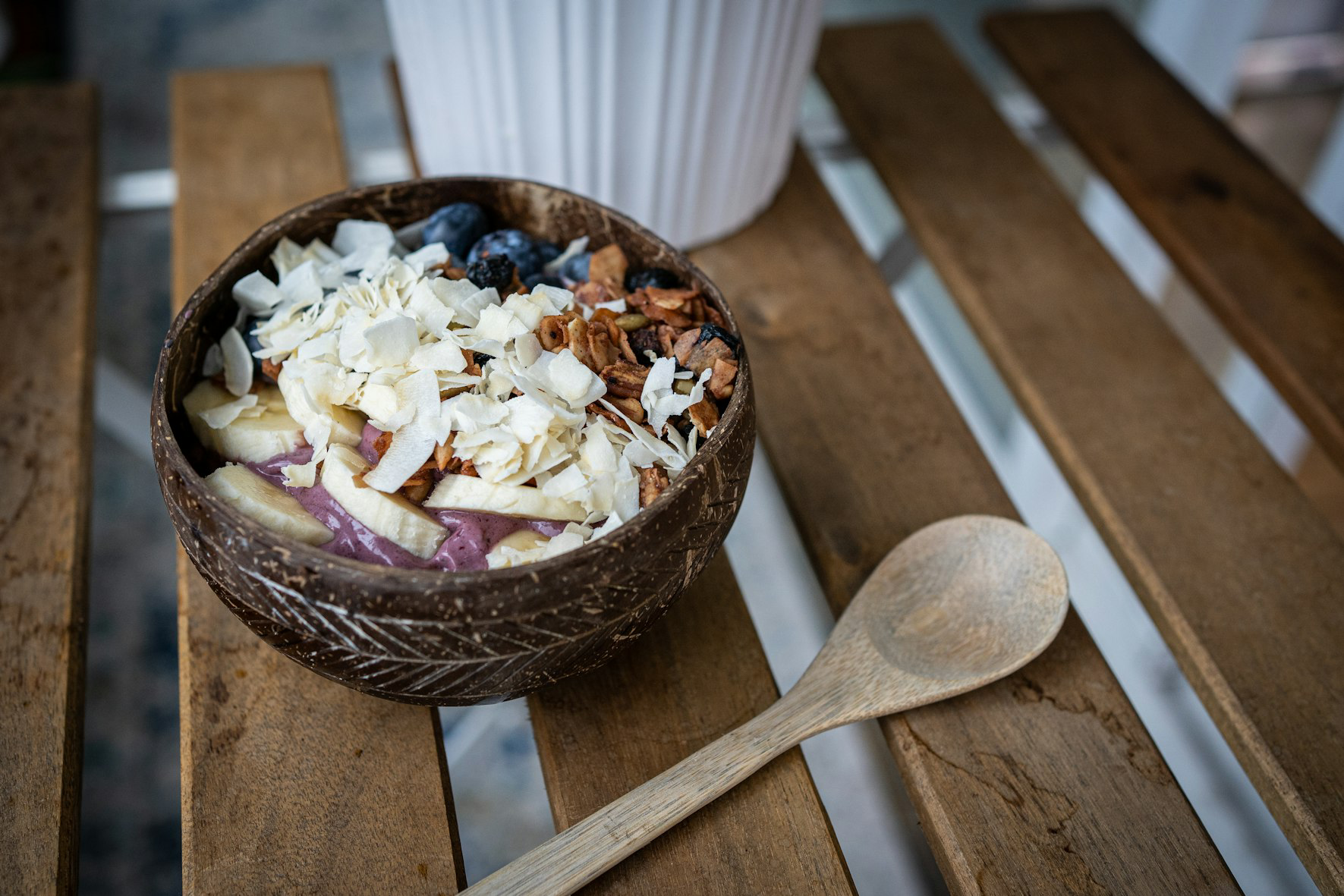 Fruit Smoothies and Açaí Bowls