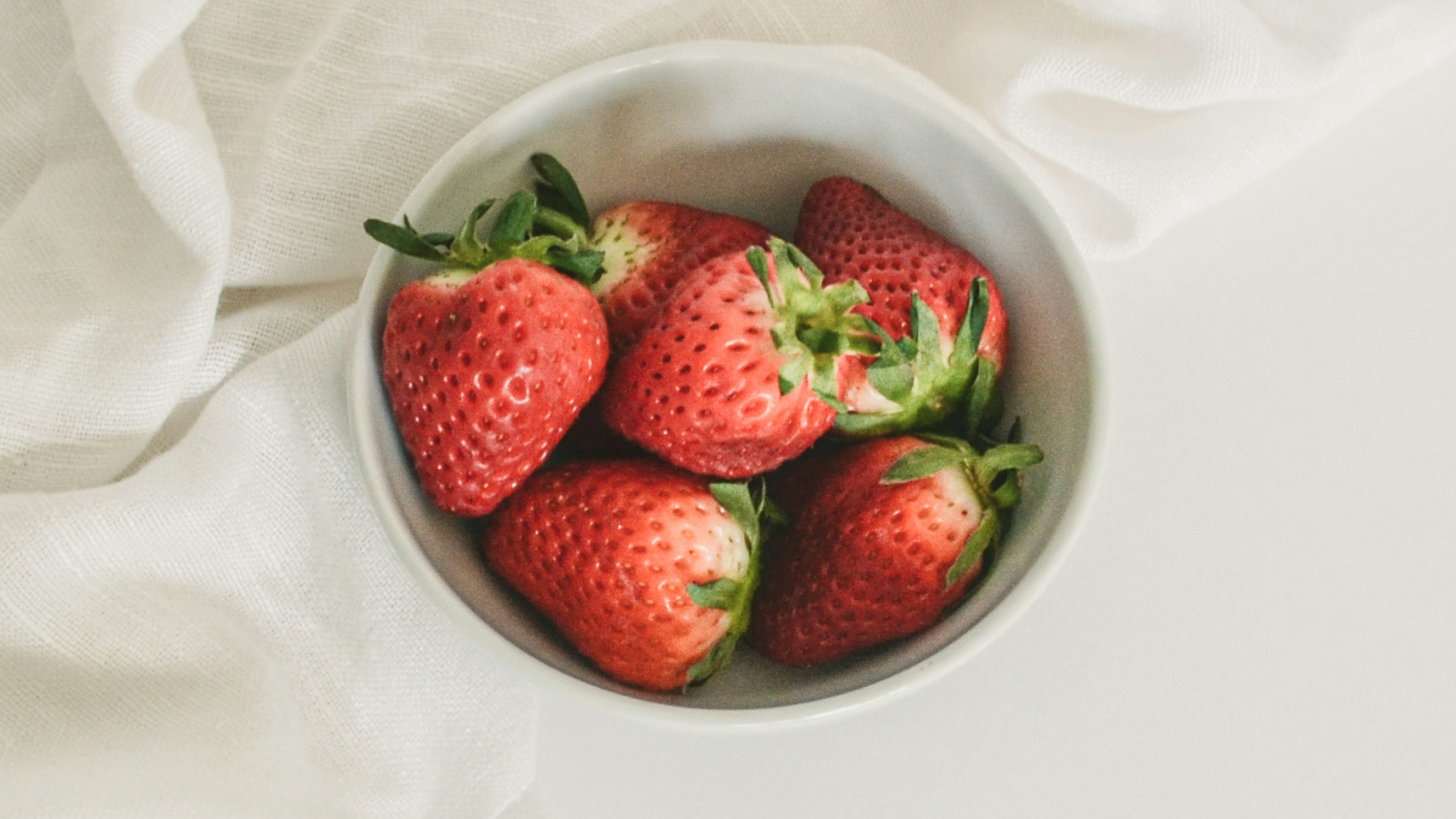 What Happens to Your Body When You Eat Strawberries Every Day
